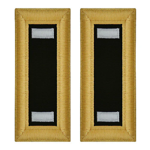 Army Shoulder Strap: First Lieutenant Chaplain - female