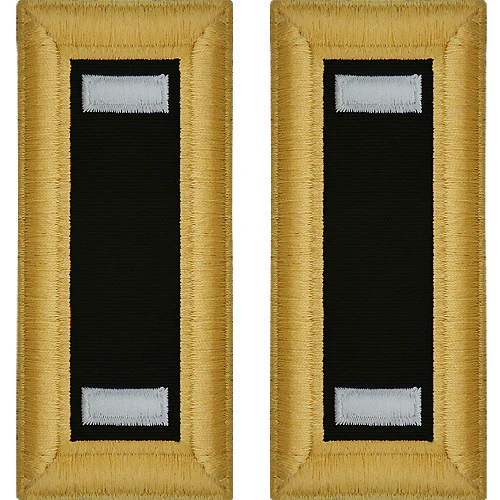 Army Shoulder Strap: First Lieutenant Chaplain