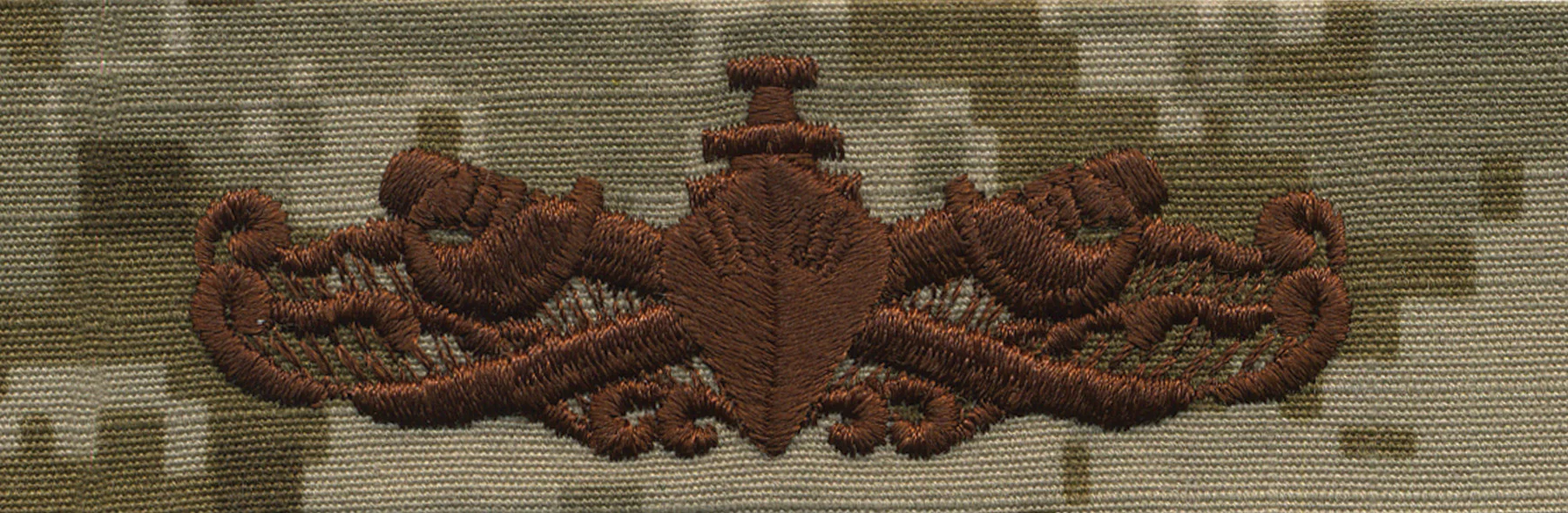 Navy Embroidered Badge: Surface Warfare Enlisted - Desert Digital