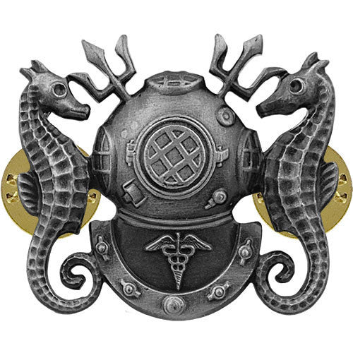 Navy Badge: Diving Medical Technician - regulation size