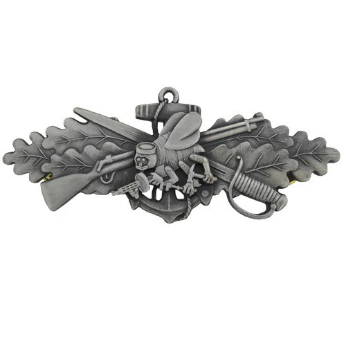 Navy Badge: Seabee Combat Warfare Specialist Enlisted - Oxidized